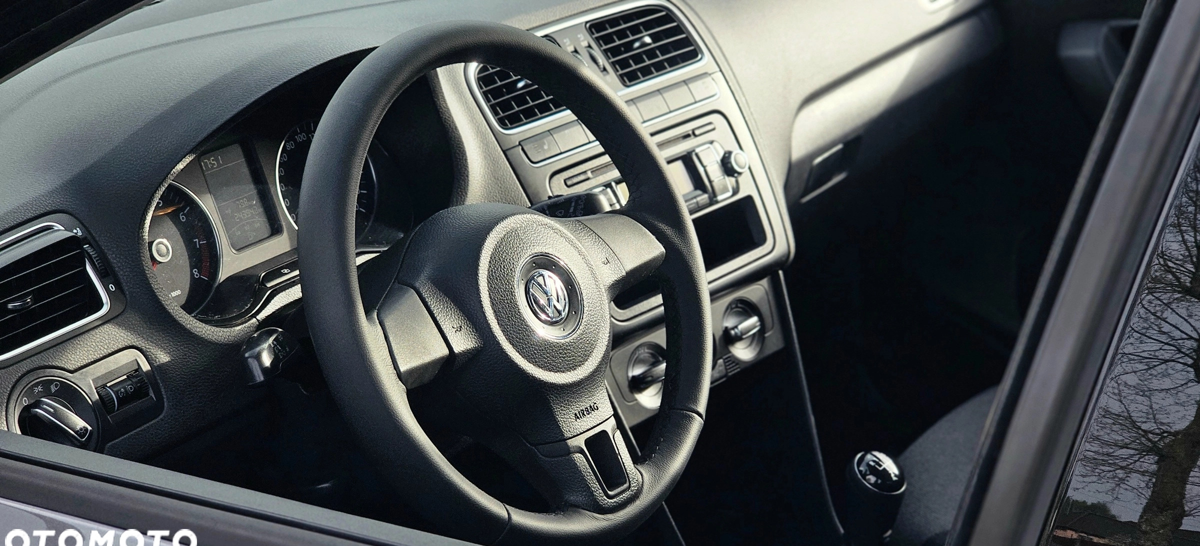 Volkswagen Polo cena 21499 przebieg: 243943, rok produkcji 2009 z Góra małe 154